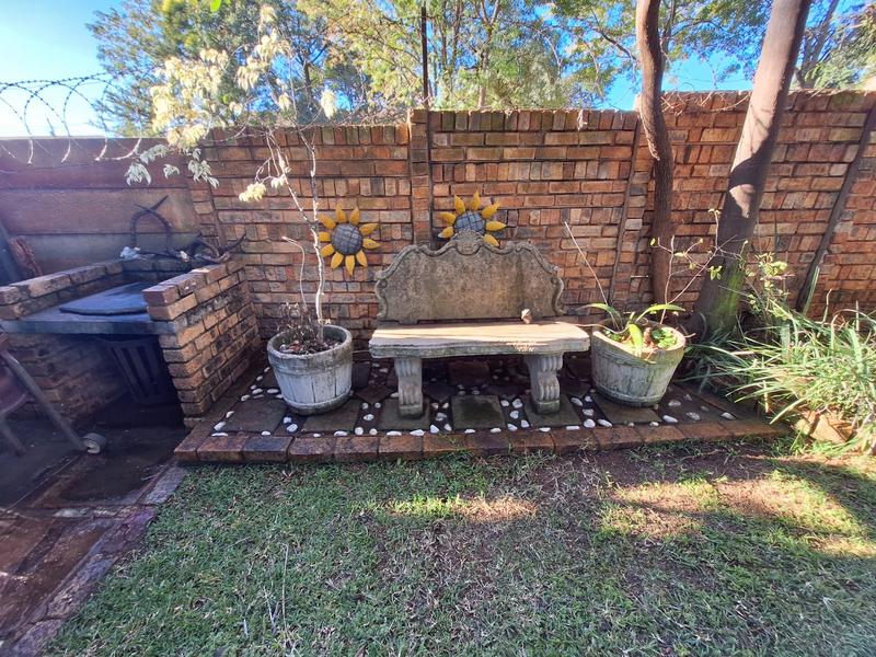 1 Bedroom Property for Sale in The Orchards Gauteng