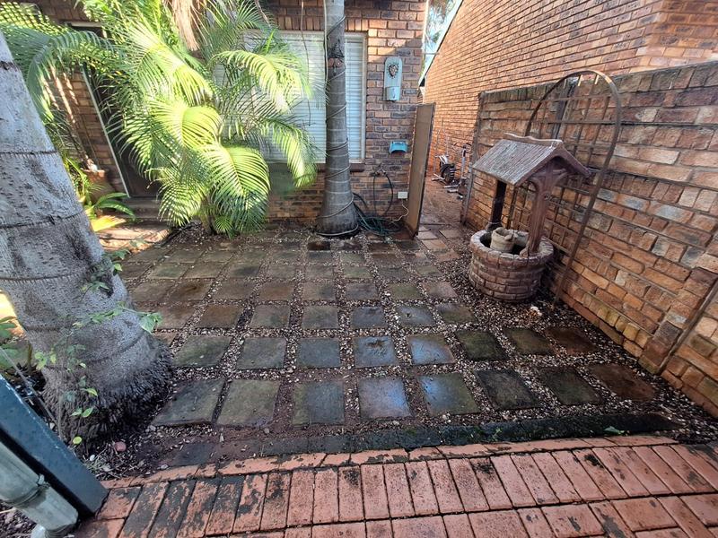 1 Bedroom Property for Sale in The Orchards Gauteng