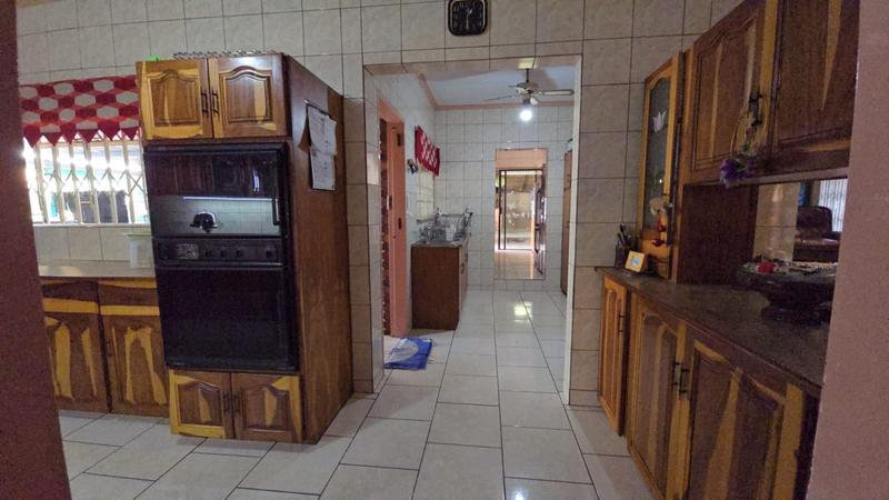4 Bedroom Property for Sale in Dorandia Gauteng