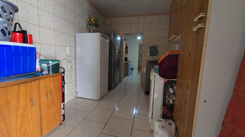 4 Bedroom Property for Sale in Dorandia Gauteng