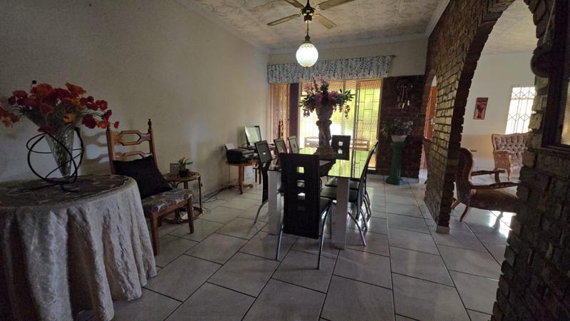 4 Bedroom Property for Sale in Dorandia Gauteng
