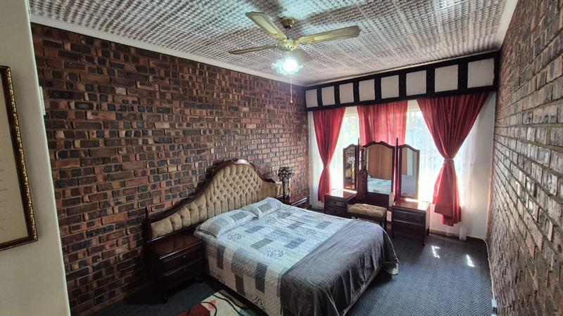 4 Bedroom Property for Sale in Dorandia Gauteng