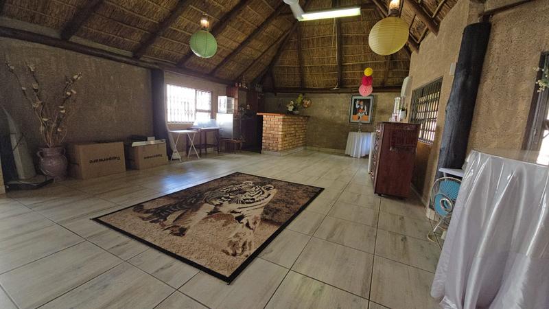 4 Bedroom Property for Sale in Dorandia Gauteng