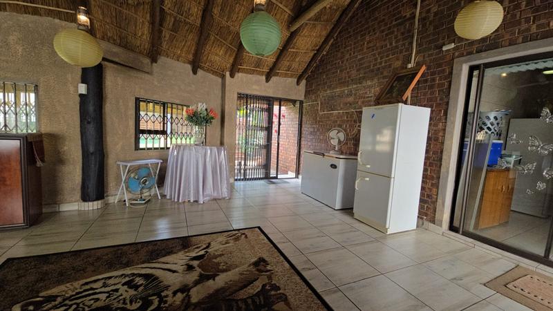 4 Bedroom Property for Sale in Dorandia Gauteng