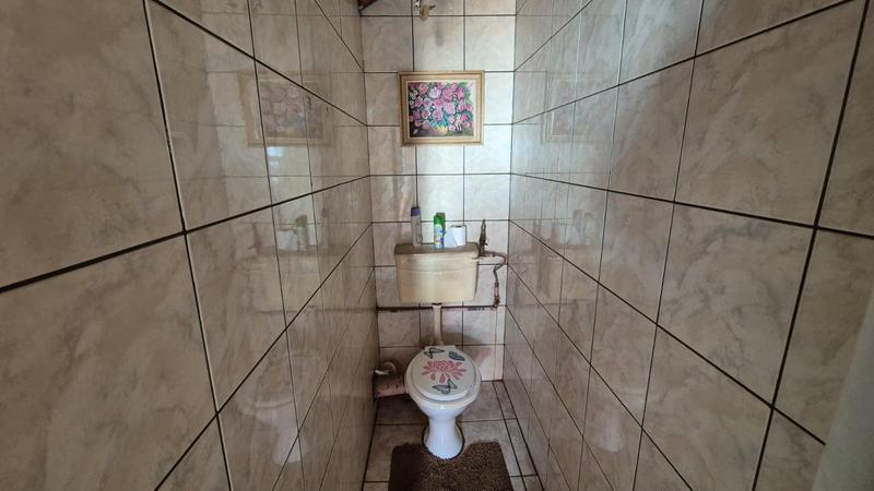 4 Bedroom Property for Sale in Dorandia Gauteng