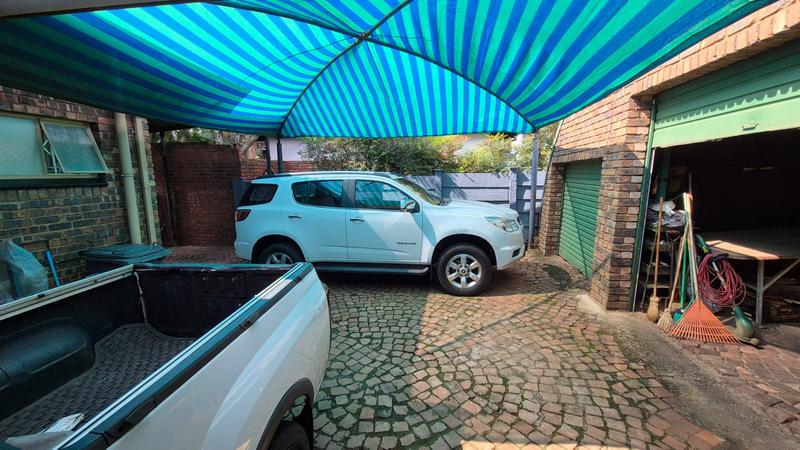 4 Bedroom Property for Sale in Dorandia Gauteng