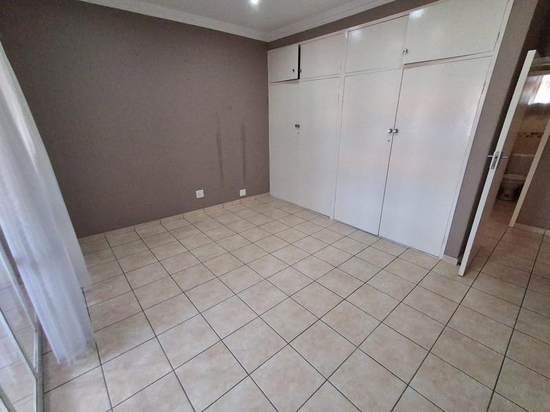 2 Bedroom Property for Sale in New Redruth Gauteng