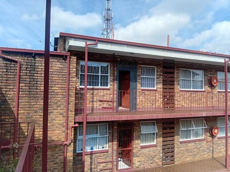2 Bedroom Property for Sale in New Redruth Gauteng