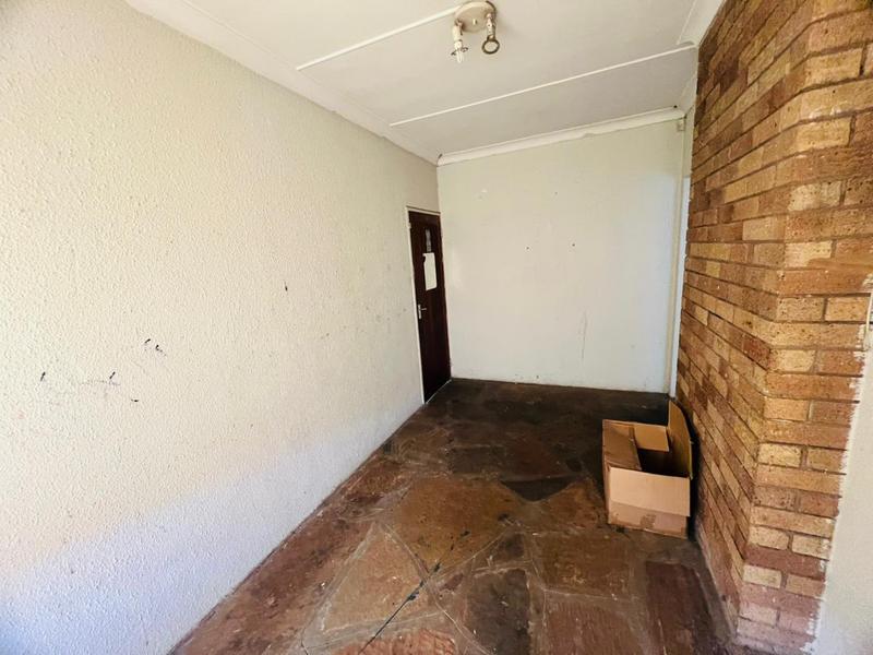 5 Bedroom Property for Sale in Birchleigh Gauteng