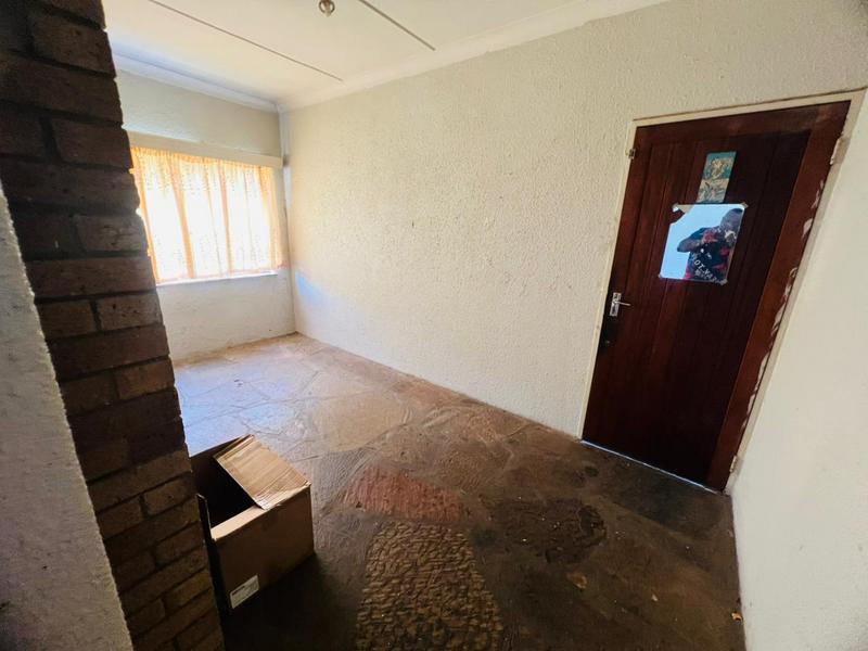 5 Bedroom Property for Sale in Birchleigh Gauteng