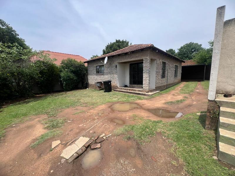 5 Bedroom Property for Sale in Birchleigh Gauteng