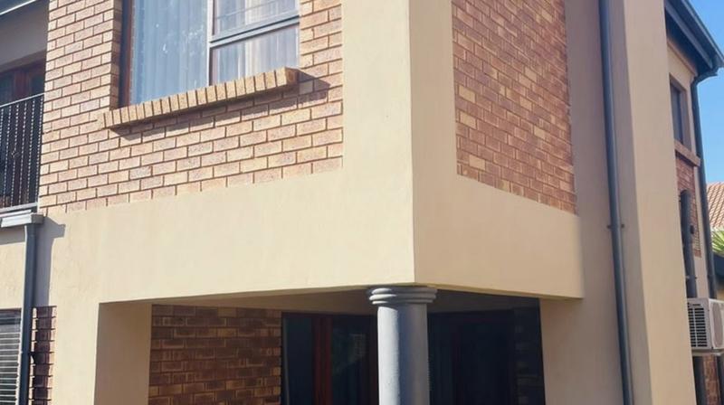 4 Bedroom Property for Sale in Van Riebeeck Park Gauteng