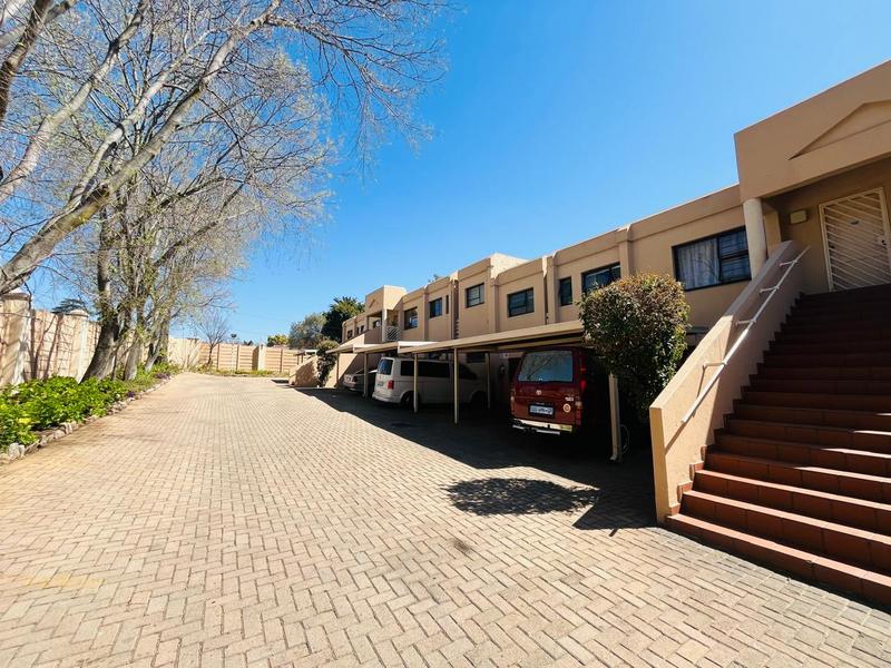 2 Bedroom Property for Sale in Bramley View Gauteng