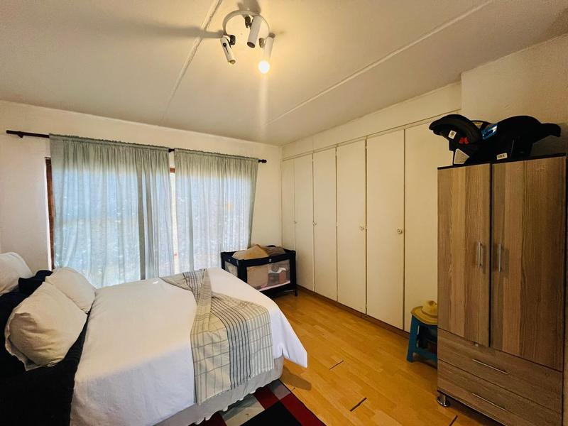 2 Bedroom Property for Sale in Bramley View Gauteng