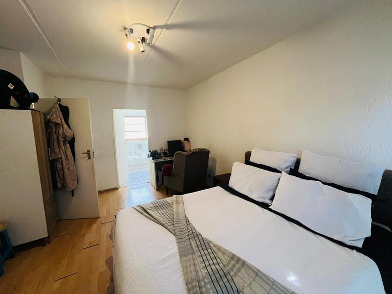 2 Bedroom Property for Sale in Bramley View Gauteng