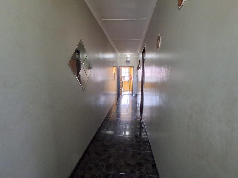 2 Bedroom Property for Sale in Forest Hill Gauteng