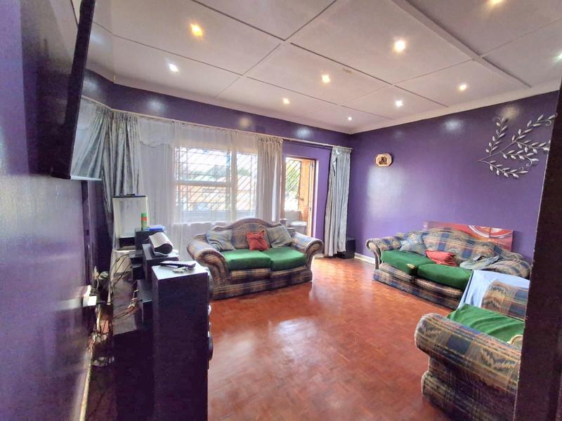 2 Bedroom Property for Sale in Forest Hill Gauteng