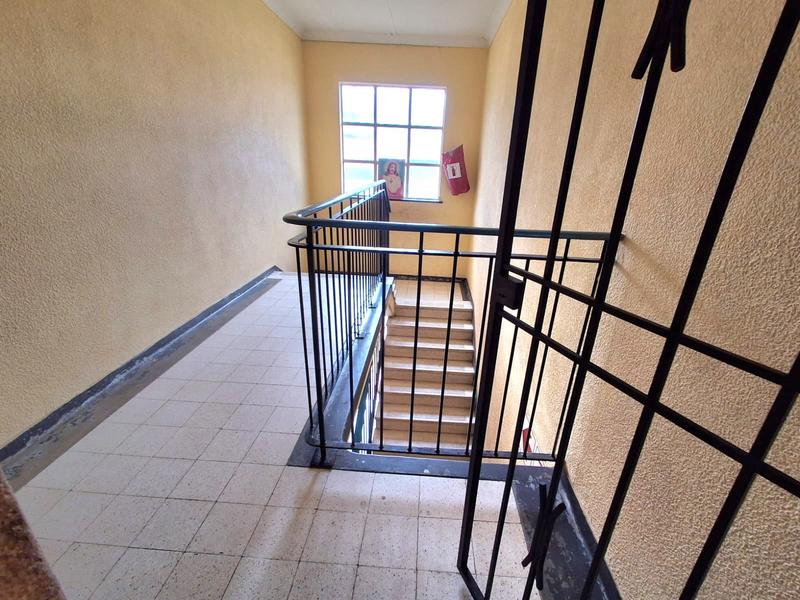 2 Bedroom Property for Sale in Forest Hill Gauteng