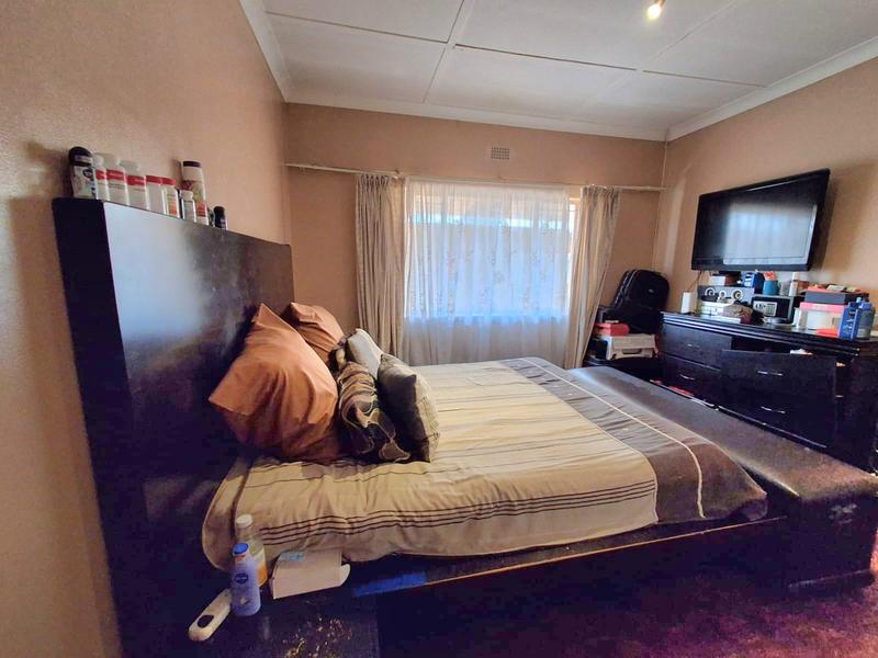 2 Bedroom Property for Sale in Forest Hill Gauteng