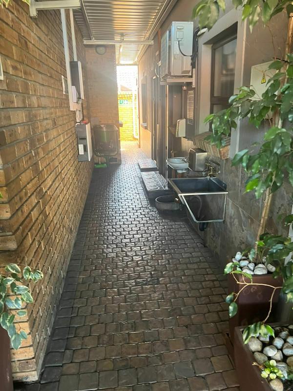 Commercial Property for Sale in Klipspruit Gauteng