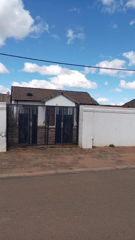 3 Bedroom Property for Sale in Protea Glen Gauteng
