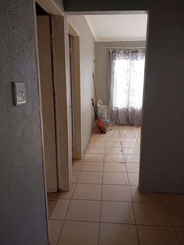 3 Bedroom Property for Sale in Protea Glen Gauteng