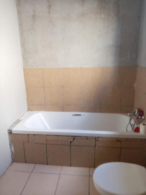 3 Bedroom Property for Sale in Protea Glen Gauteng