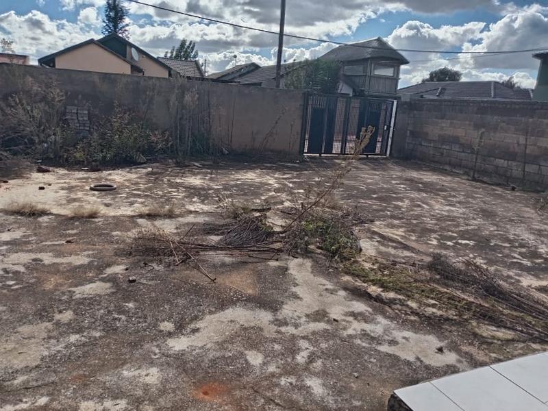 3 Bedroom Property for Sale in Protea Glen Gauteng