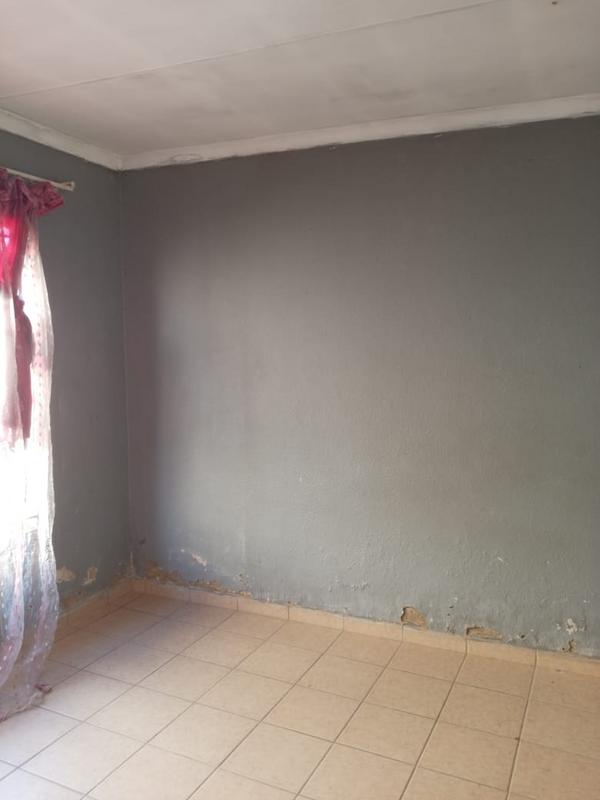 3 Bedroom Property for Sale in Protea Glen Gauteng