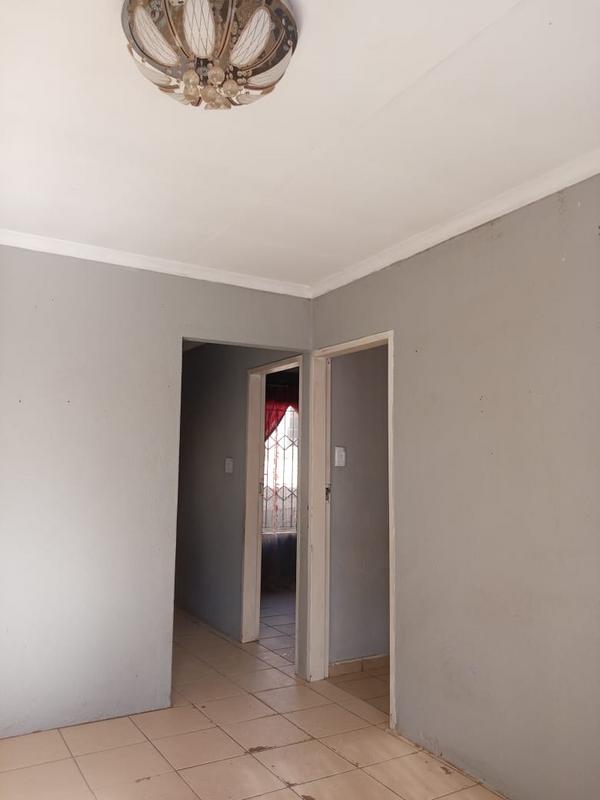 3 Bedroom Property for Sale in Protea Glen Gauteng