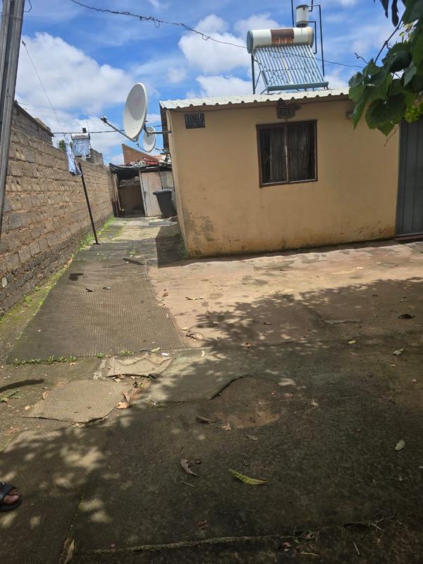 2 Bedroom Property for Sale in Olievenhoutbosch Gauteng