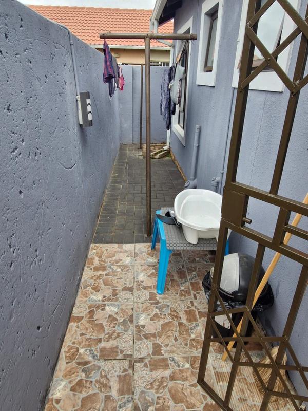 2 Bedroom Property for Sale in Savanna City Gauteng