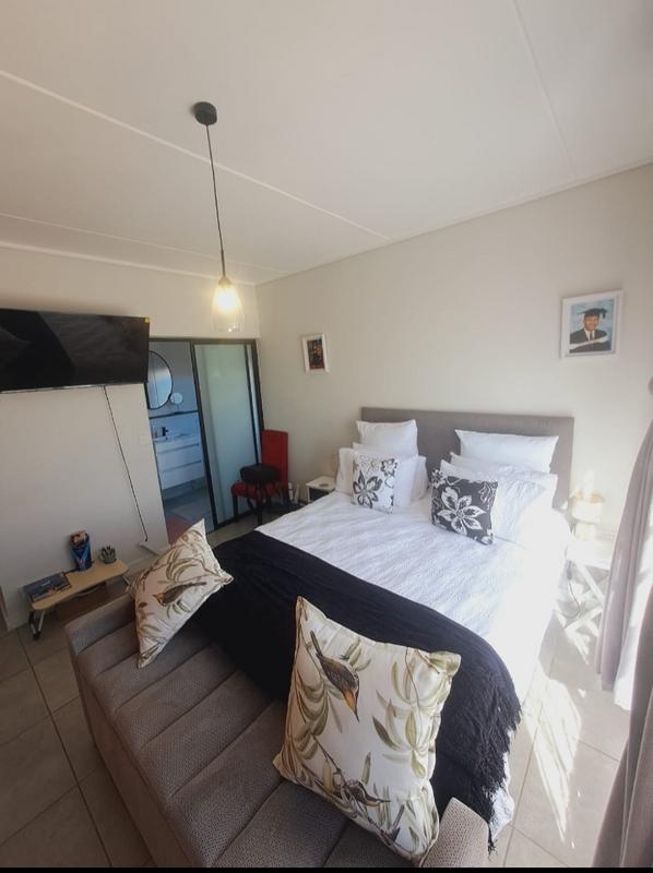 3 Bedroom Property for Sale in Waterfall Gauteng