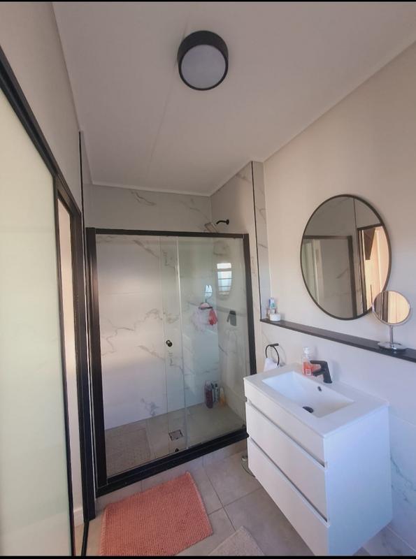 3 Bedroom Property for Sale in Waterfall Gauteng