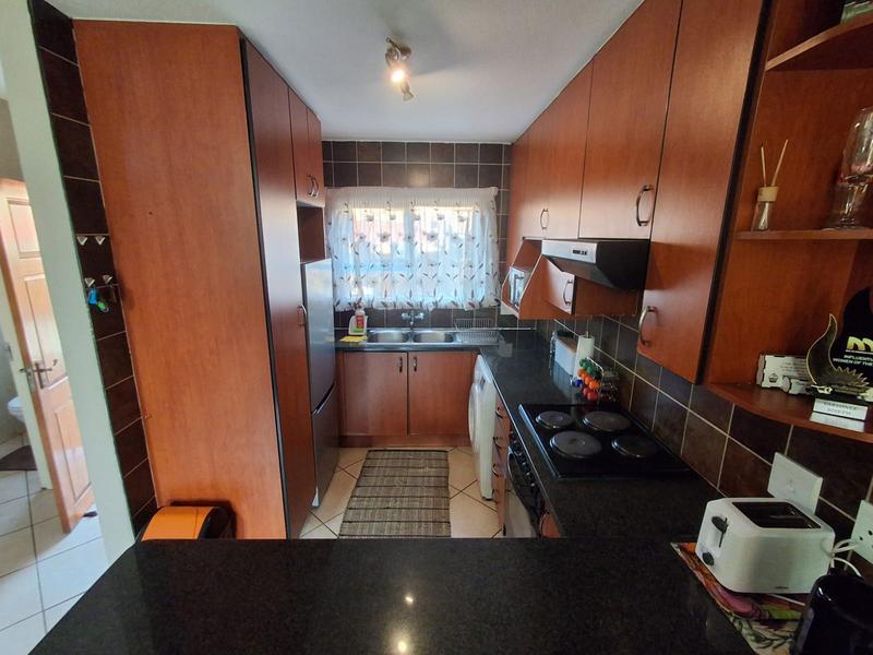 2 Bedroom Property for Sale in General Albertspark Gauteng