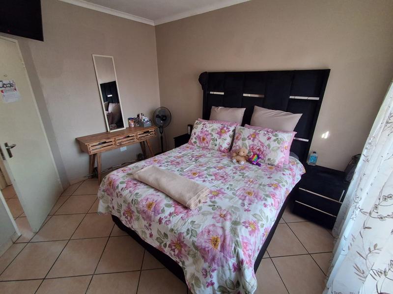 2 Bedroom Property for Sale in General Albertspark Gauteng