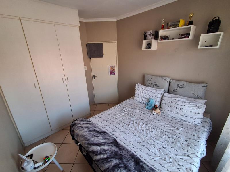 2 Bedroom Property for Sale in General Albertspark Gauteng