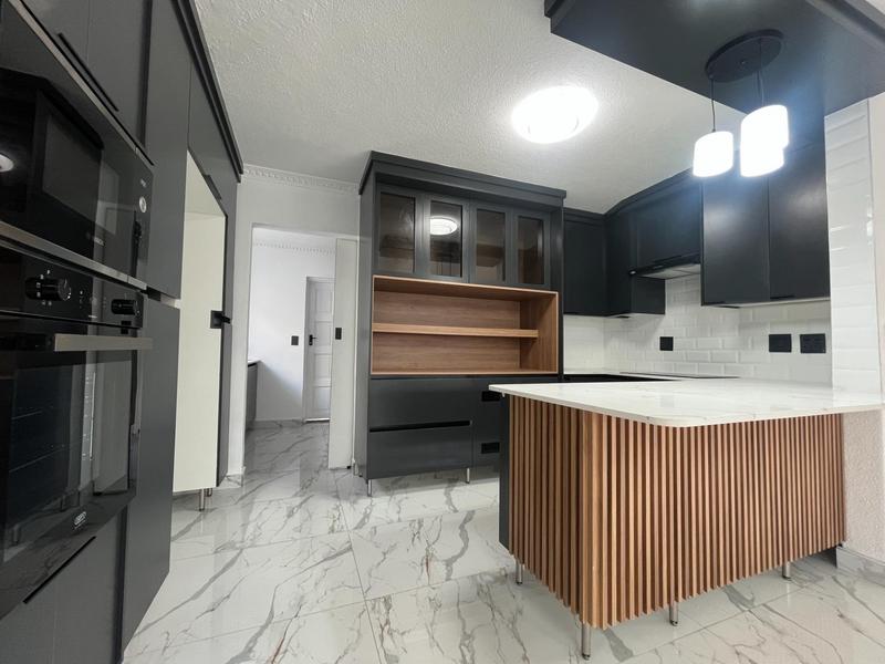 To Let 3 Bedroom Property for Rent in Sterrewag Gauteng