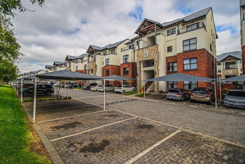 2 Bedroom Property for Sale in Greenstone Crest Gauteng