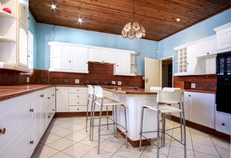 4 Bedroom Property for Sale in Greenside Gauteng