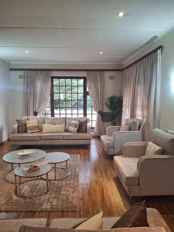 4 Bedroom Property for Sale in Greenside Gauteng