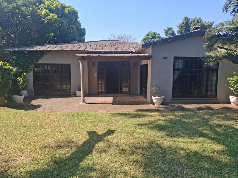 4 Bedroom Property for Sale in Greenside Gauteng