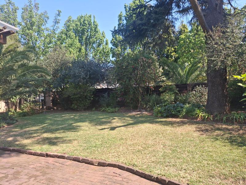 4 Bedroom Property for Sale in Greenside Gauteng