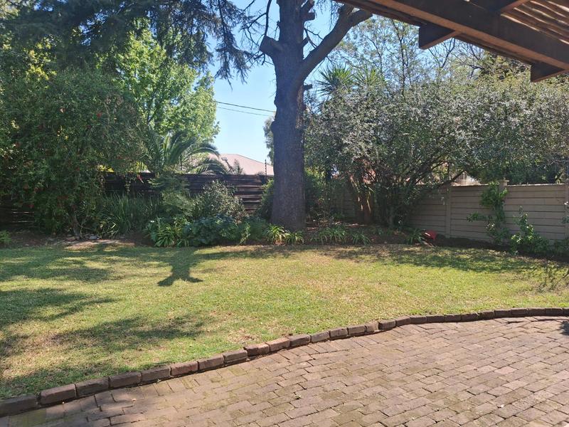 4 Bedroom Property for Sale in Greenside Gauteng