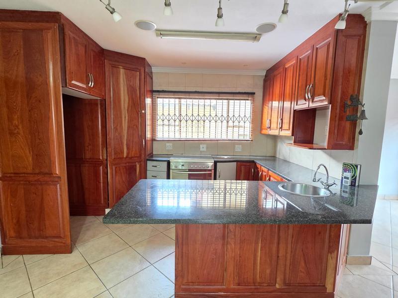 To Let 4 Bedroom Property for Rent in Risiville Gauteng