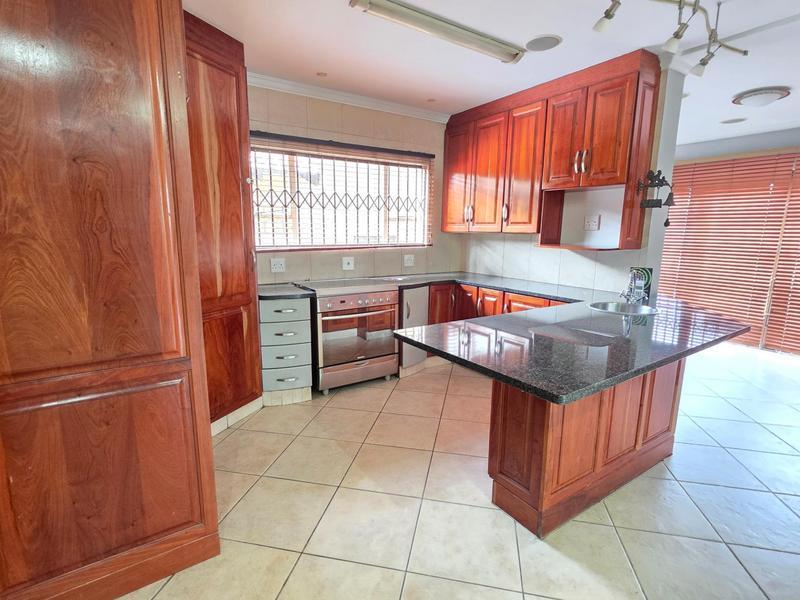 To Let 4 Bedroom Property for Rent in Risiville Gauteng