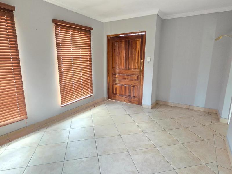 To Let 4 Bedroom Property for Rent in Risiville Gauteng