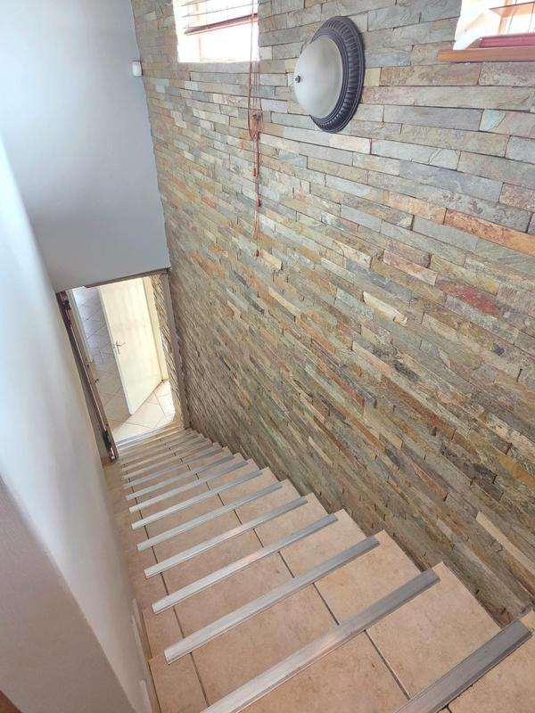 To Let 4 Bedroom Property for Rent in Risiville Gauteng