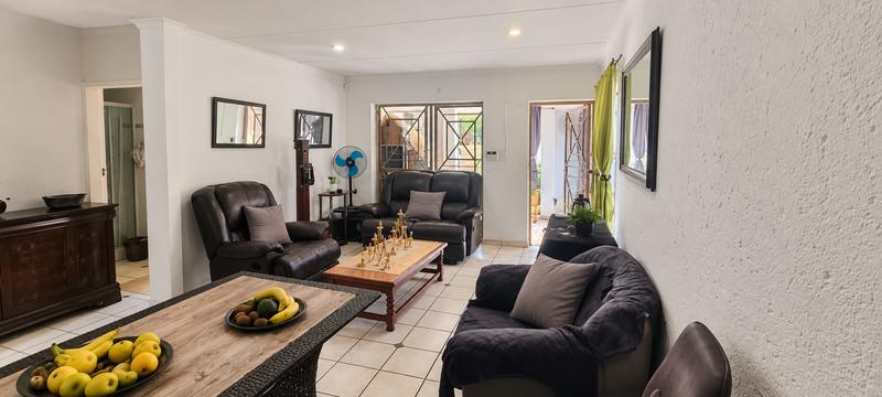 2 Bedroom Property for Sale in Wierda Park Gauteng