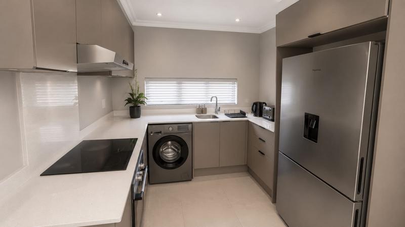 To Let 1 Bedroom Property for Rent in Broadacres Gauteng